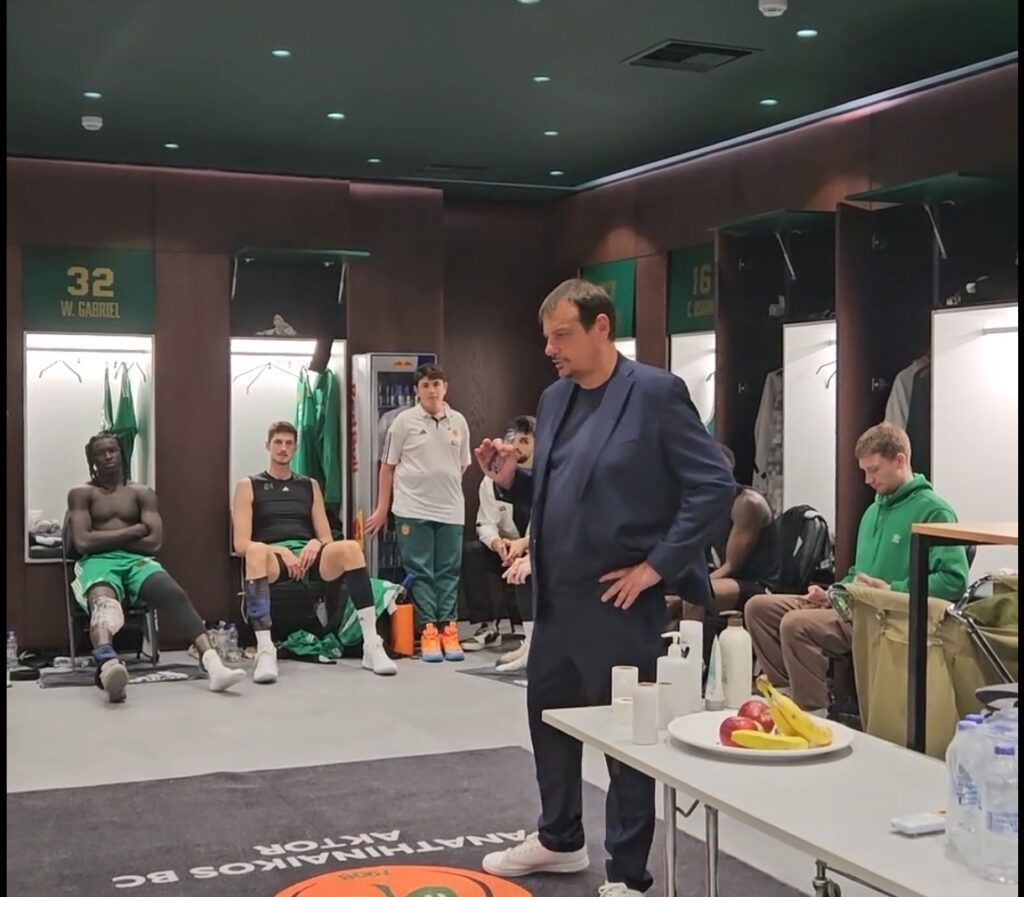 Η ομιλία Αταμάν στα αποδυτήρια και ξεκάθαρο μήνυμα για... Ολυμπιακό!