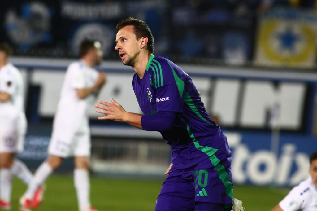 Μαξίμοβιτς: «Να εξασφαλίσουμε 18 βαθμούς στα Play-Offs»