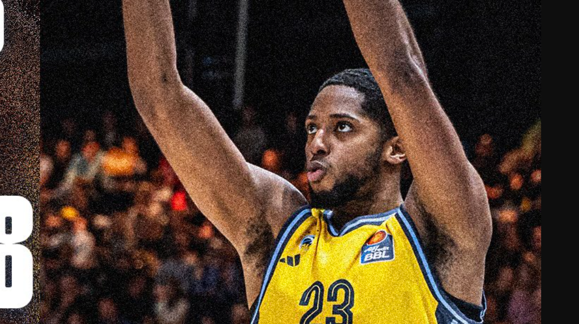 Άλμπα σε… παράσταση για ένα ρόλο πριν τον Παναθηναϊκό