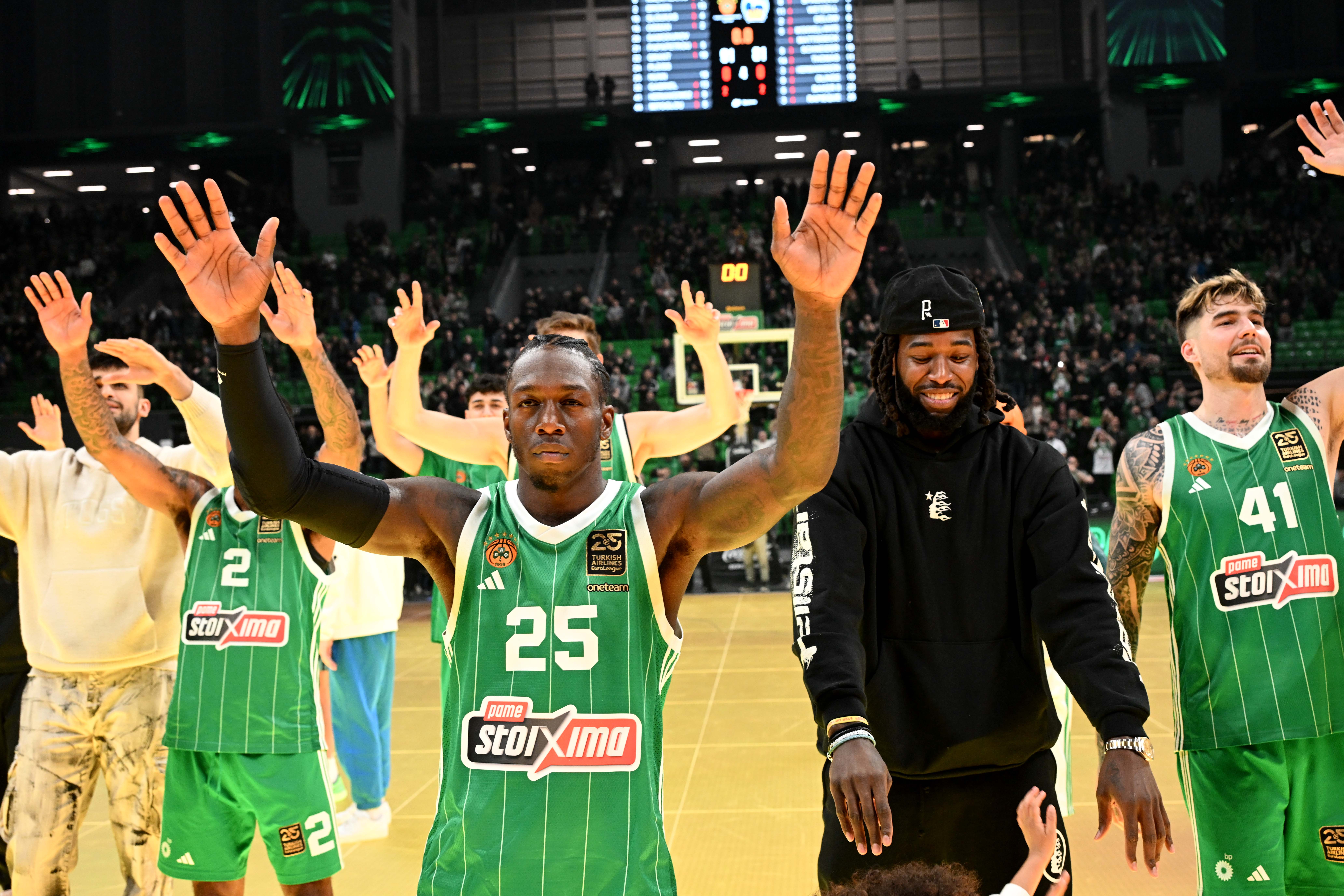 Ναν: Η απάντηση σε ερώτηση για το συμβόλαιό του