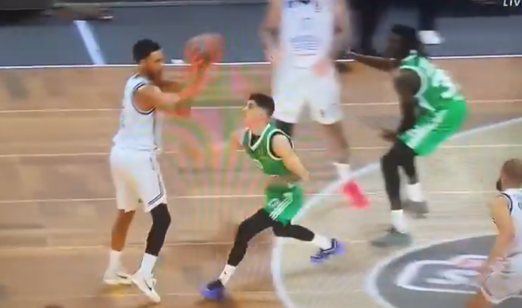 Παναθηναϊκός-Εφές: Τα τρία σκανδαλώδη φάουλ 2:35 πριν το φινάλε (vids)