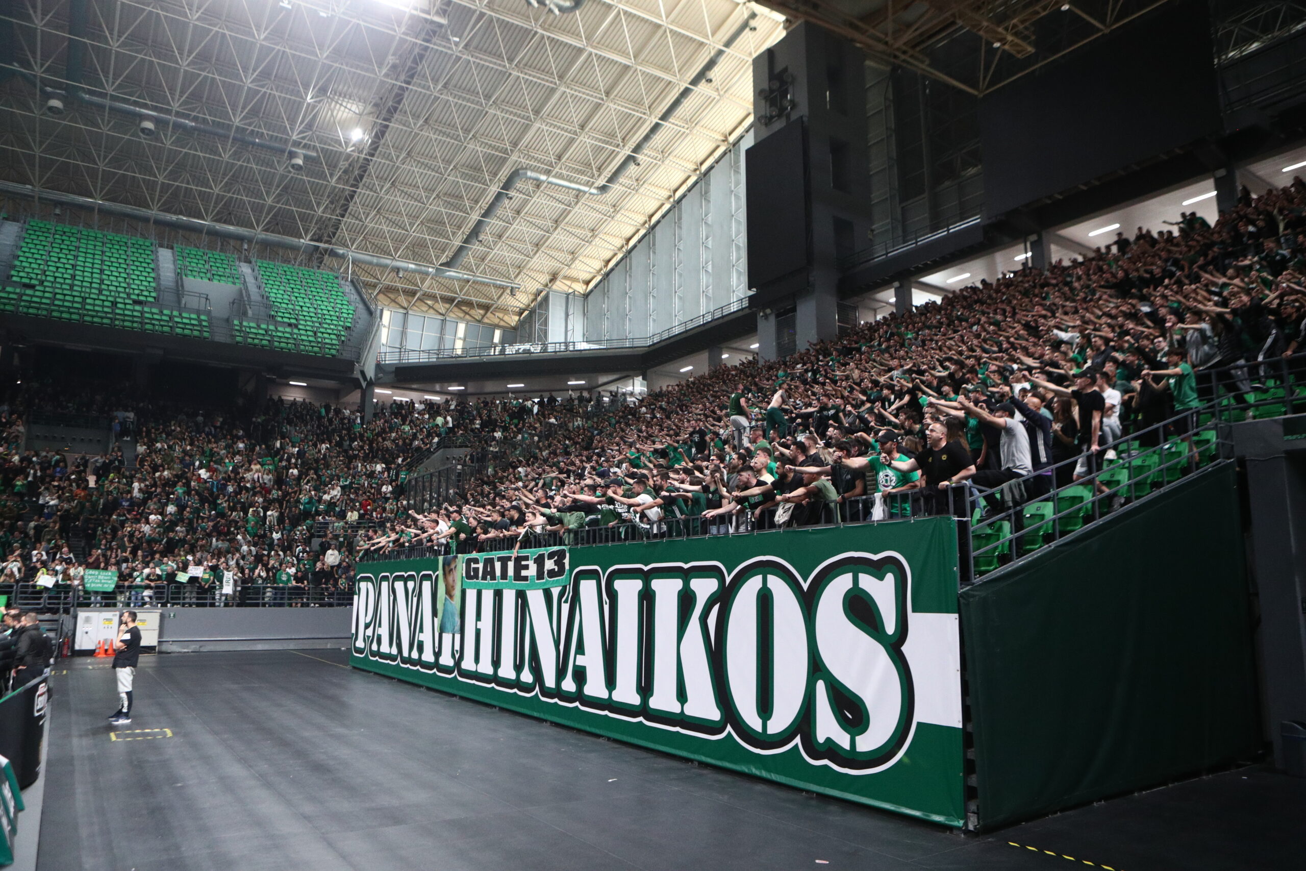 Παπαθεοδώρου: «Θα τους πάρει ο διάολος αν αγνοήσουν τον κόσμο του Παναθηναϊκού»