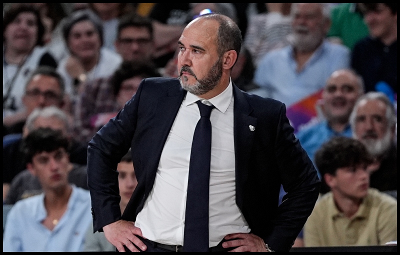 Ματέο στο ημίχρονο: «Να στείλουμε τον Ολυμπιακό λιγότερες φορές στις βολές»