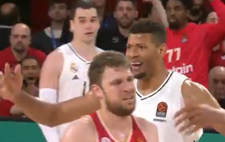 «Αηδίασε» και η Euroleague TV με την αποβολή του Ταβάρες: «Αυτό είναι απαίσιο...» (vid)