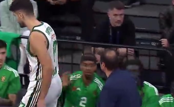 Εφές - Παναθηναϊκός: Κατσάδιασμα Αταμάν σε Γιουρτσεβέν στη β' περίοδο