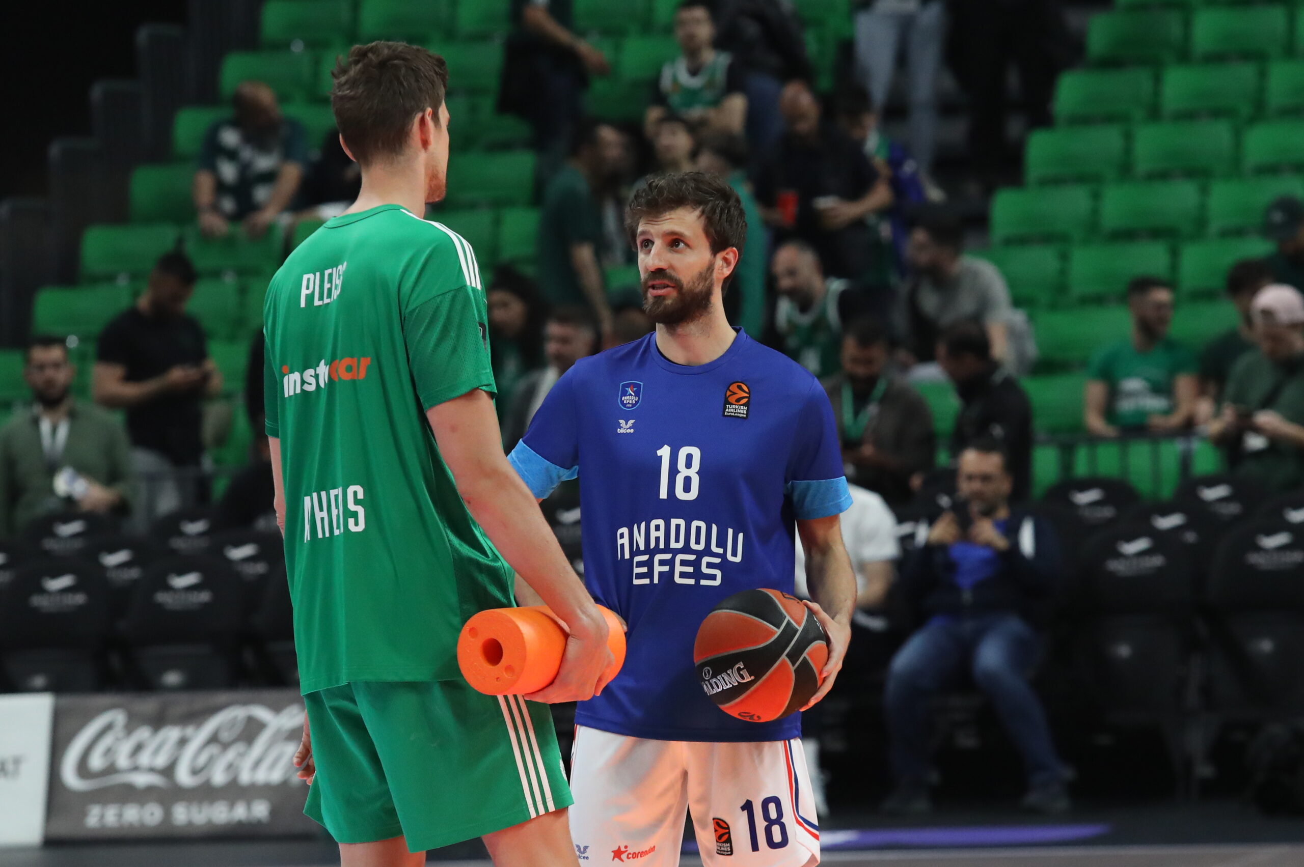 Παναθηναϊκός: «Θεία δίκη» για τον προκλητικό Οζντεμίρογλου της Εφές