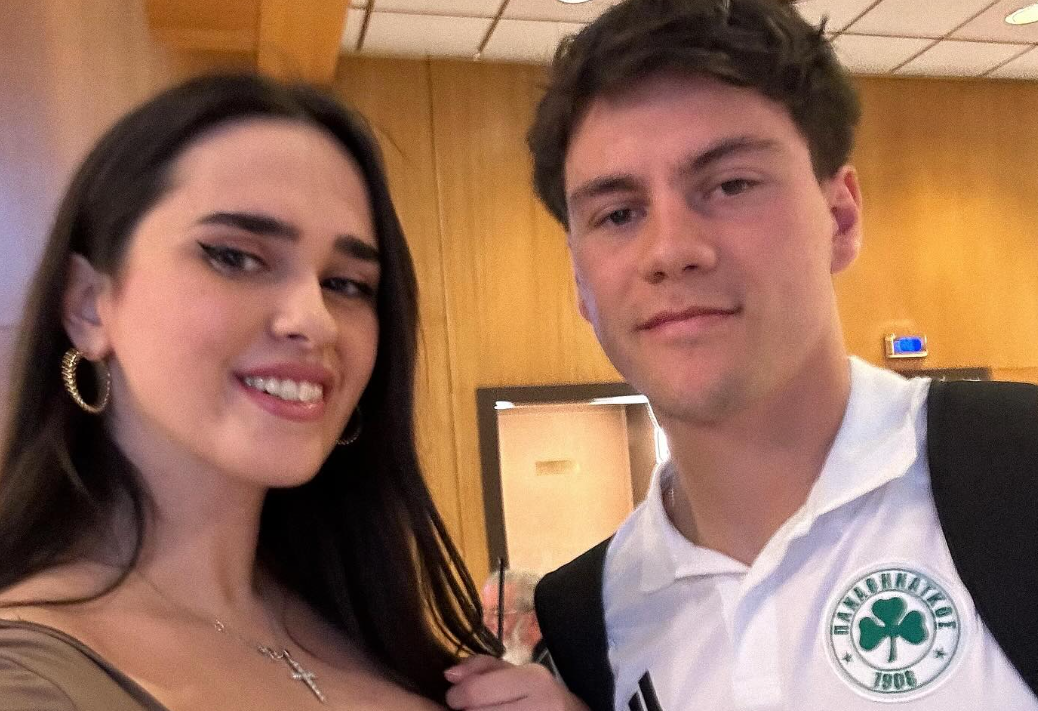 Δηλωμένη φαν του Παναθηναϊκού άφησε «άφωνο» τον Φακούντο Πελίστρι (pics)