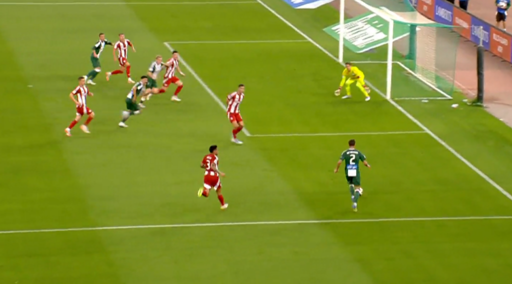 Παναθηναϊκός - Ολυμπιακός: Το επικίνδυνο γύρισμα του Βαγιαννίδη (vid)