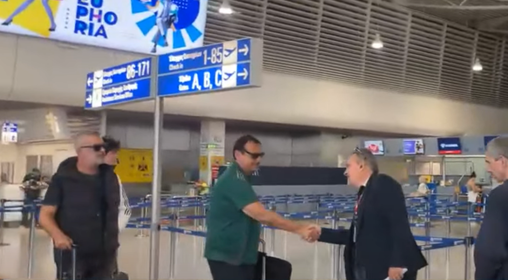 Δείτε εικόνες: Εργκίν και Σαρπ Αταμάν στο αεροδρόμιο