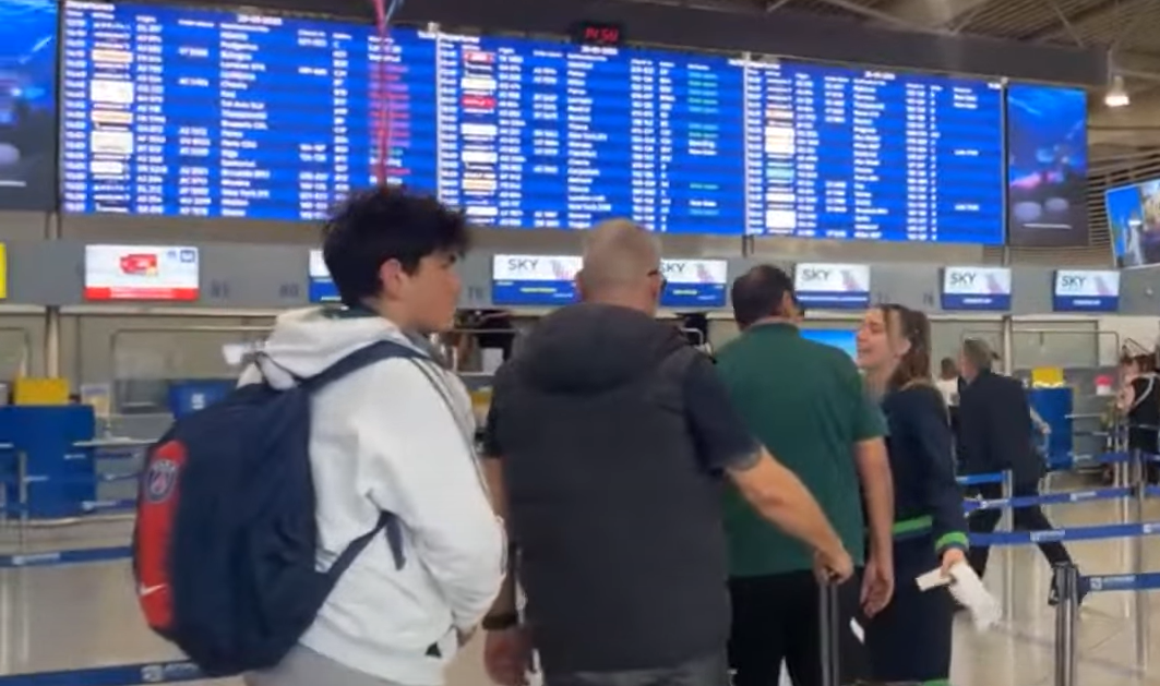 Δείτε εικόνες: Εργκίν και Σαρπ Αταμάν στο αεροδρόμιο