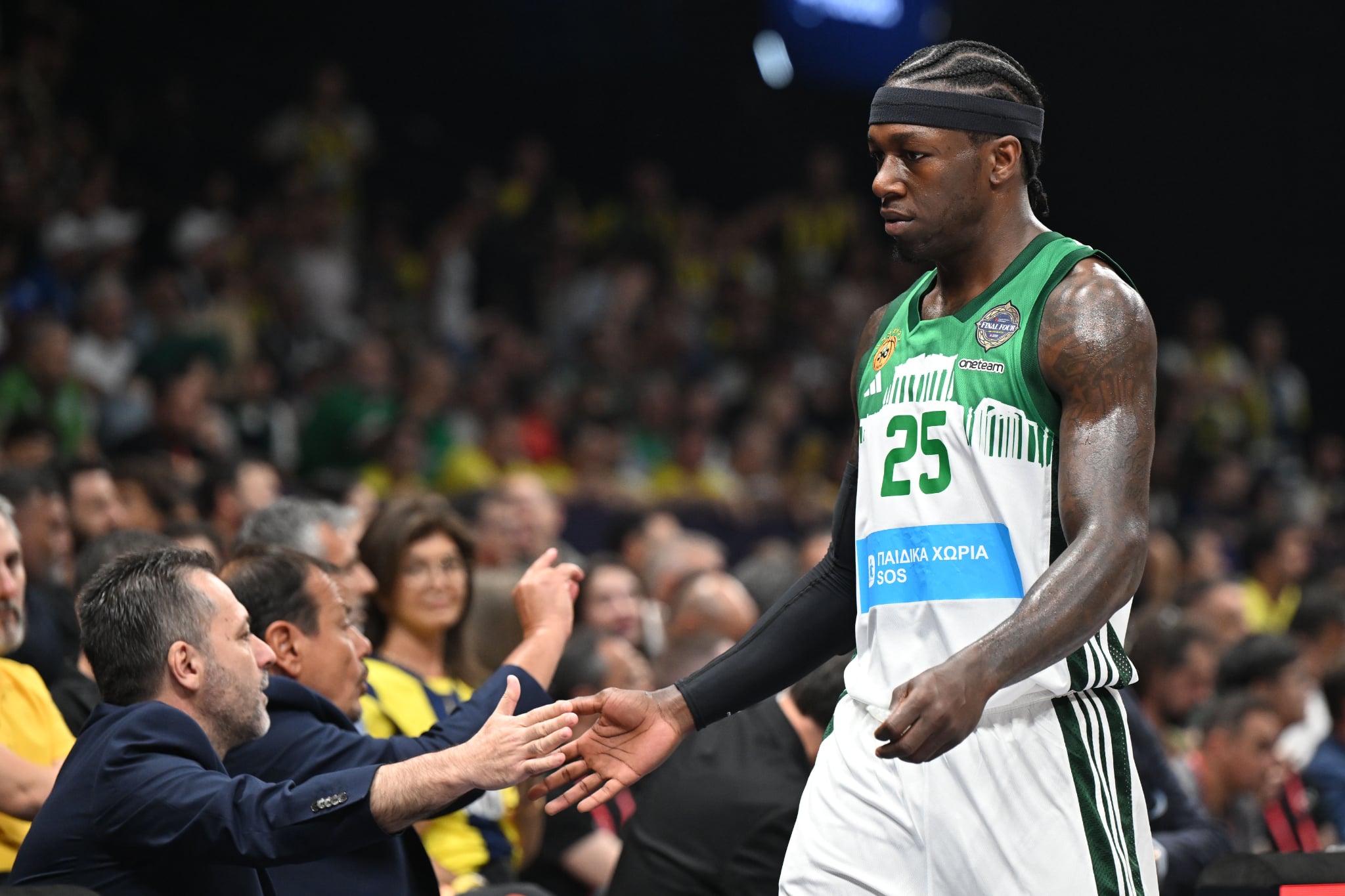 Παναθηναϊκός: Πέμπτο φάουλ ο Κέντρικ Ναν, «θρίλερ» στην 4η περίοδο!