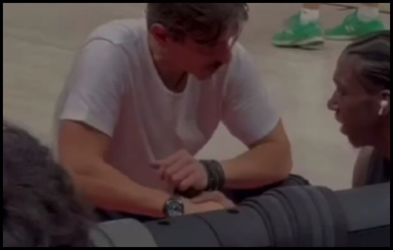 Final Four: «Ντόπες» Γιαννακόπουλου σε παίκτες πριν το τζάμπολ στον ημιτελικό (vid)