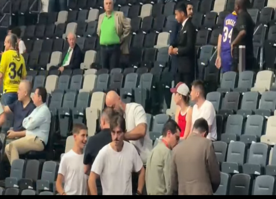 Φωτογραφίες: Στην Etihad Arena ο Δημήτρης Γιαννακόπουλος