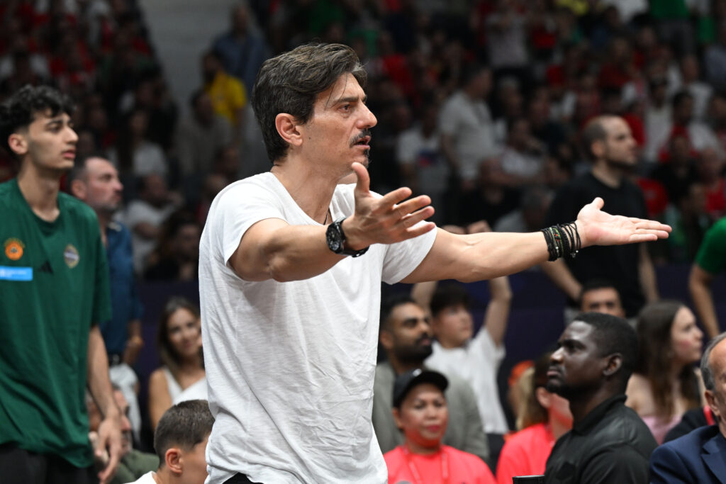 Γιαννακόπουλος: Σκληρή γλώσσα και μήνυμα - «Όλοι κατώτεροι - Αποτύχαμε, θα επανέλθουμε πιο δυνατοί»