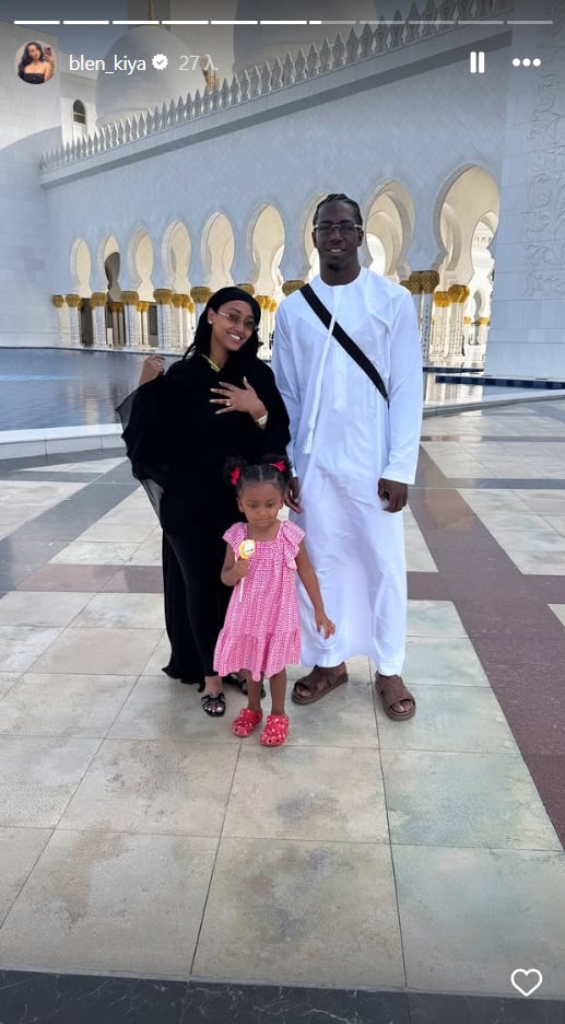 Ο Κέντρικ Ναν και η σύντροφός του επισκέφθηκαν το κατάλευκο τζαμί του Άμπου Ντάμπι (pics)