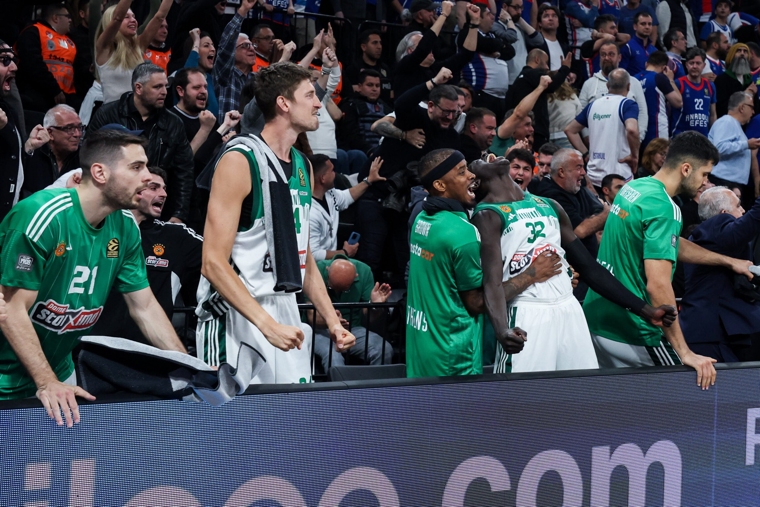 Παπαθεοδώρου: «Αυτοί οι δύο δε νομίζω να μείνουν στο ρόστερ του Παναθηναϊκού»