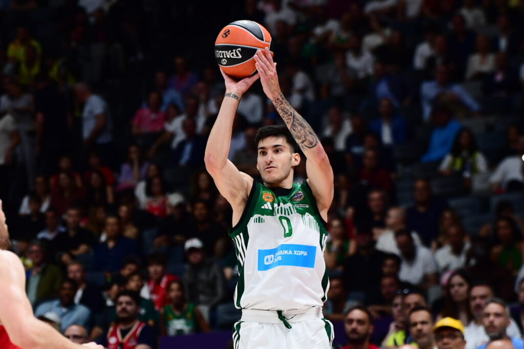 Καλαϊτζάκης: «Συγγνώμη στον κόσμο, θα τους δούμε στους τελικούς»