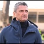 Λουτσέσκου: «Ποτέ δεν μιλάω με άλλη ομάδα, όταν έχω συμβόλαιο»