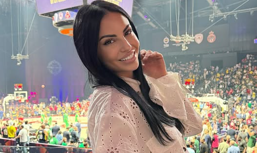 Δήμητρα Αλεξανδράκη για το Άμπου Ντάμπι: «Δεν είμαι ξεπεσμένη να πάω μαζί του» (vid)