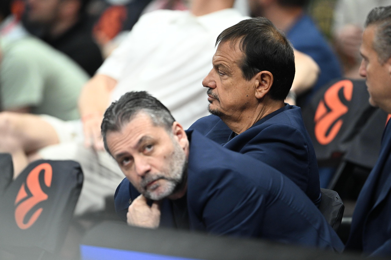 Εξαλλος Σερέλης: «Αποφάσισαν ότι έπρεπε να χάσει σήμερα ο Παναθηναϊκός».