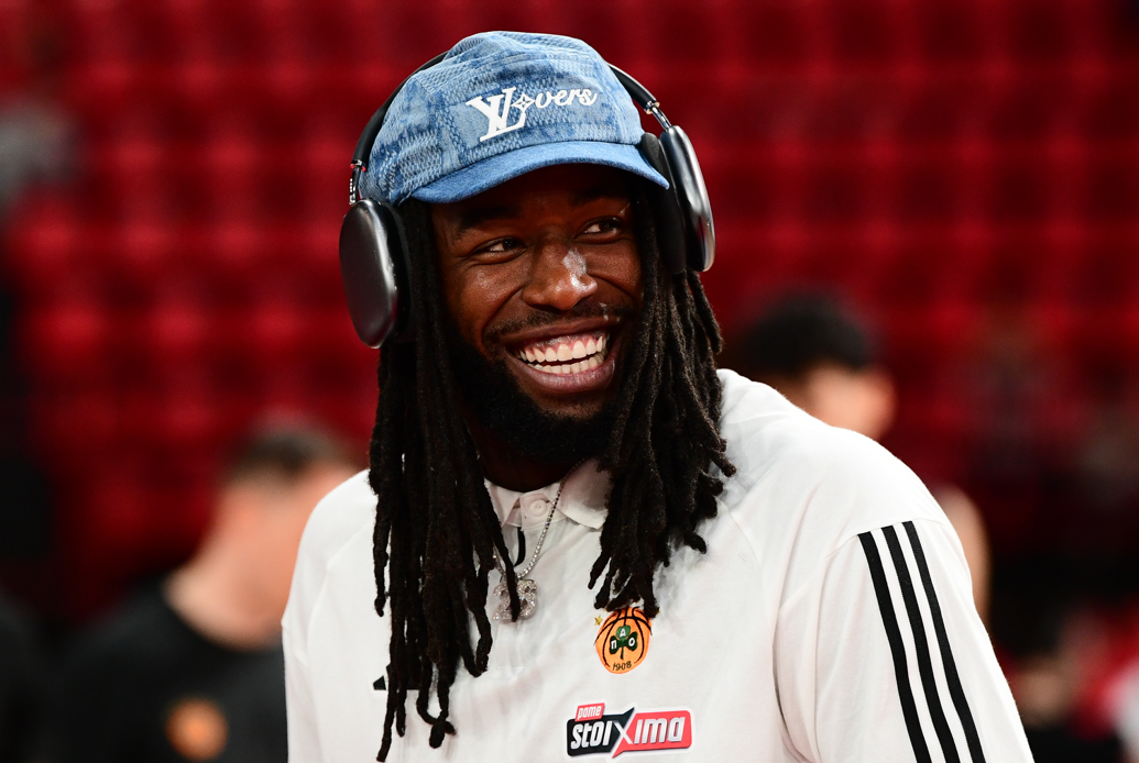 Λεσόρ στο διαιτητή: «Βάλε τη φανέλα του Ολυμπιακού να παίξεις» - «Τραβούσε τα μαλλιά του ο Γκριγκόνις»