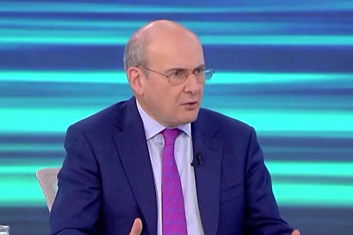 Χατζηδάκης: Τι απάντησε για το αν η κυβέρνηση δεχθεί τους ιδιοκτήτες Ολυμπιακού και Παναθηναϊκού κατά μόνας