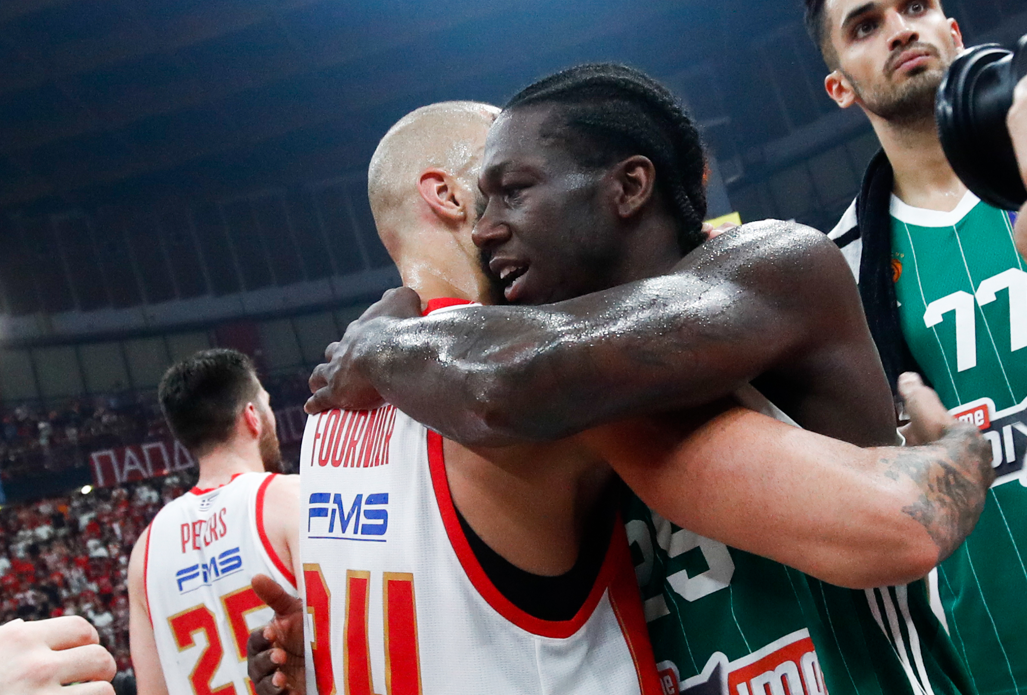 Ναν: Πώς σχολίασε την αγκαλιά με τον Φουρνιέ (pic)