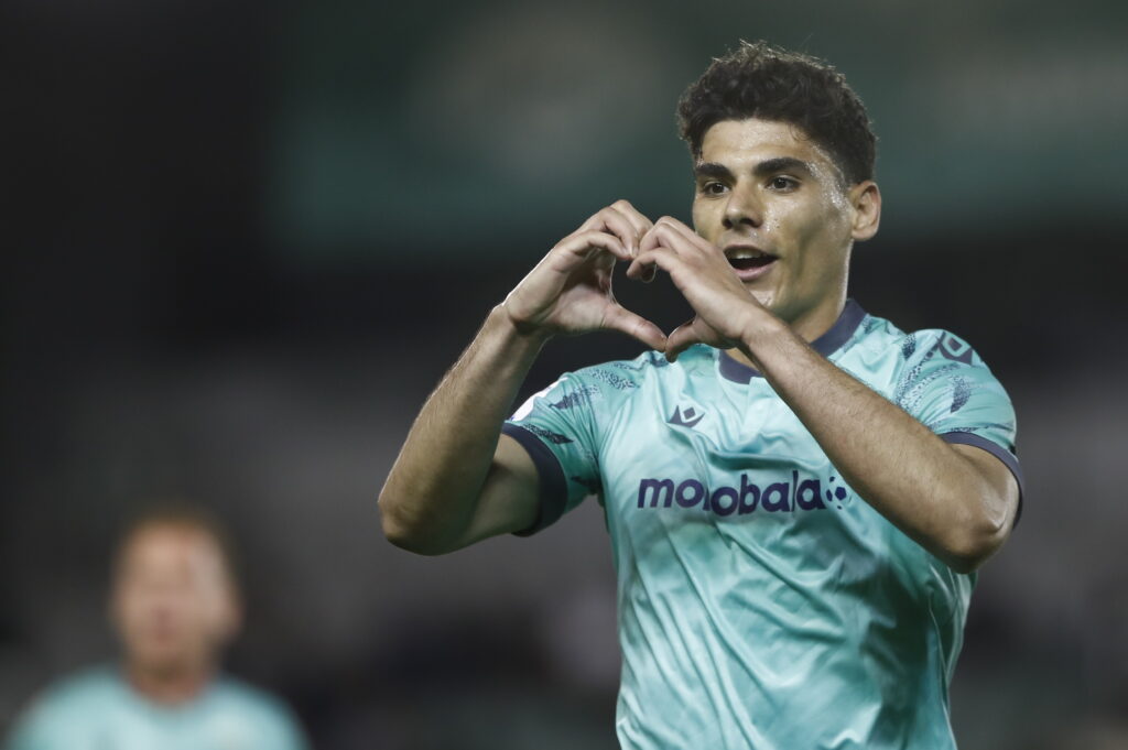 «Αν ο Παναθηναϊκός επιμείνει θα κλείσει τον Τσάπρα»