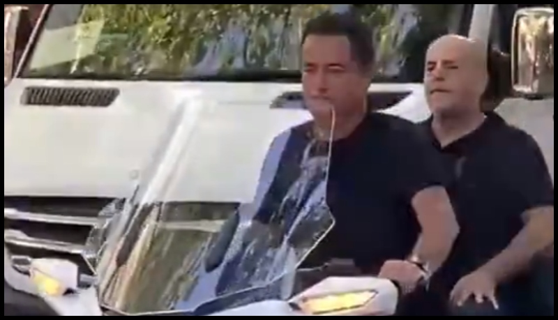 Βίντεο από Τουρκία: Αλαφούζος και Ατζούν πάνω σε μοτοσικλέτα (vid)