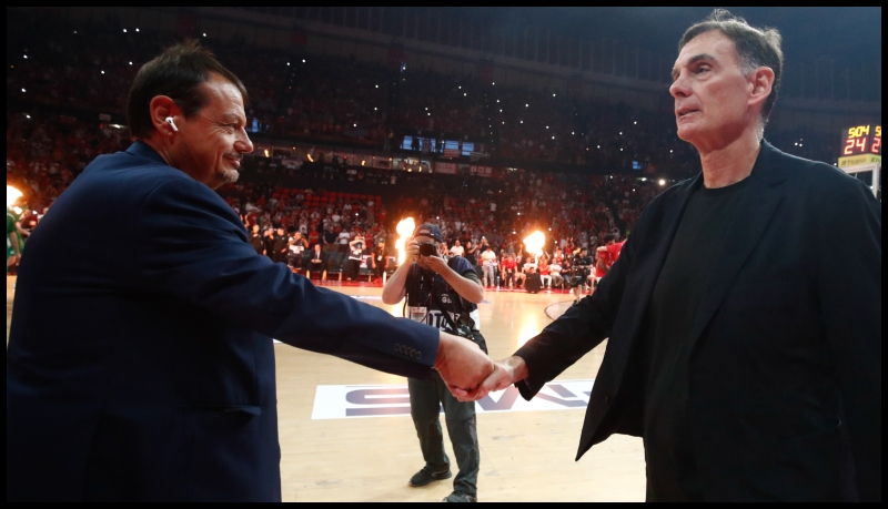 Παπαθεοδώρου: «Δύσκολη σεζόν για Αταμάν-Μπαρτζώκα, έκαψαν τα κανονάκια τους» (vid)