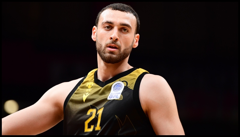 Τσίμπος: «Στον Ολυμπιακό ο Νετζήπογλου»