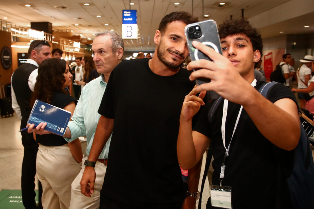 Δείτε φωτογραφίες από την άφιξη του Τσιριβέγια για τον Παναθηναϊκό