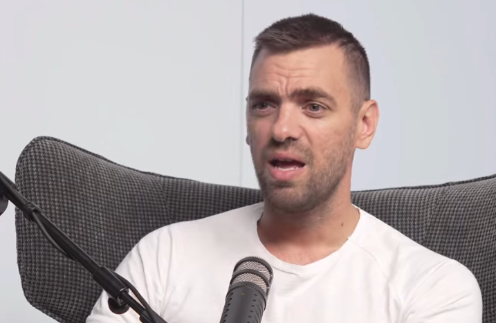 Μάντζαρης: «Ο Ολυμπιακός οφείλει το πρωτάθλημα στον Γιαννακόπουλο» (vid)