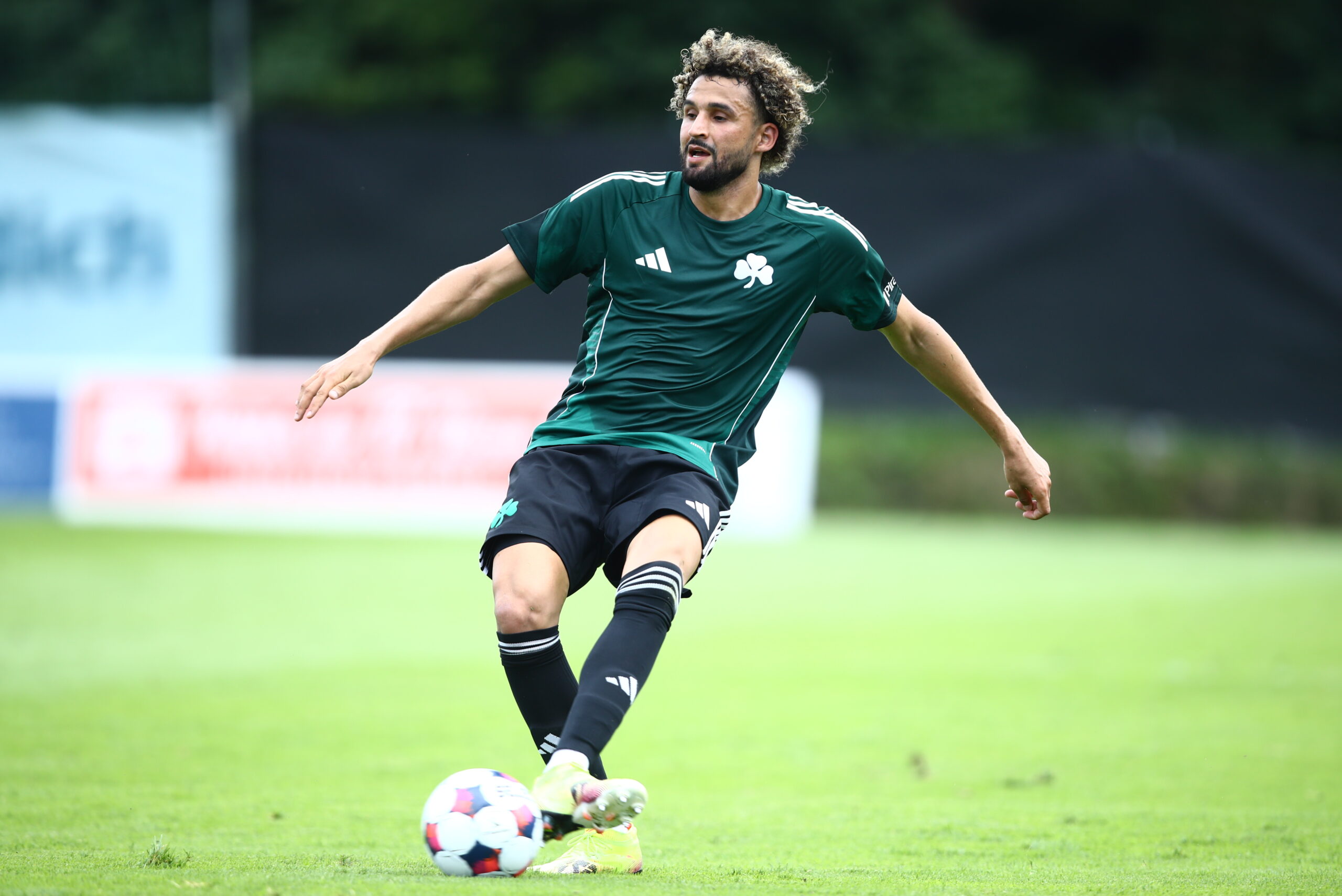 Τουμπά: «Θέλω πολύ να παίξω για τους φιλάθλους» - Η απάντηση για Ουναχί