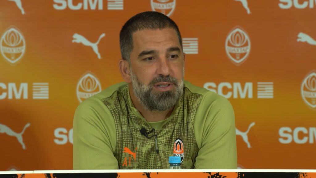 Αρντά Τουράν: «Είμαστε προετοιμασμένοι για την ατμόσφαιρα στο ΟΑΚΑ» - Η αναφορά στον Ιωαννίδη