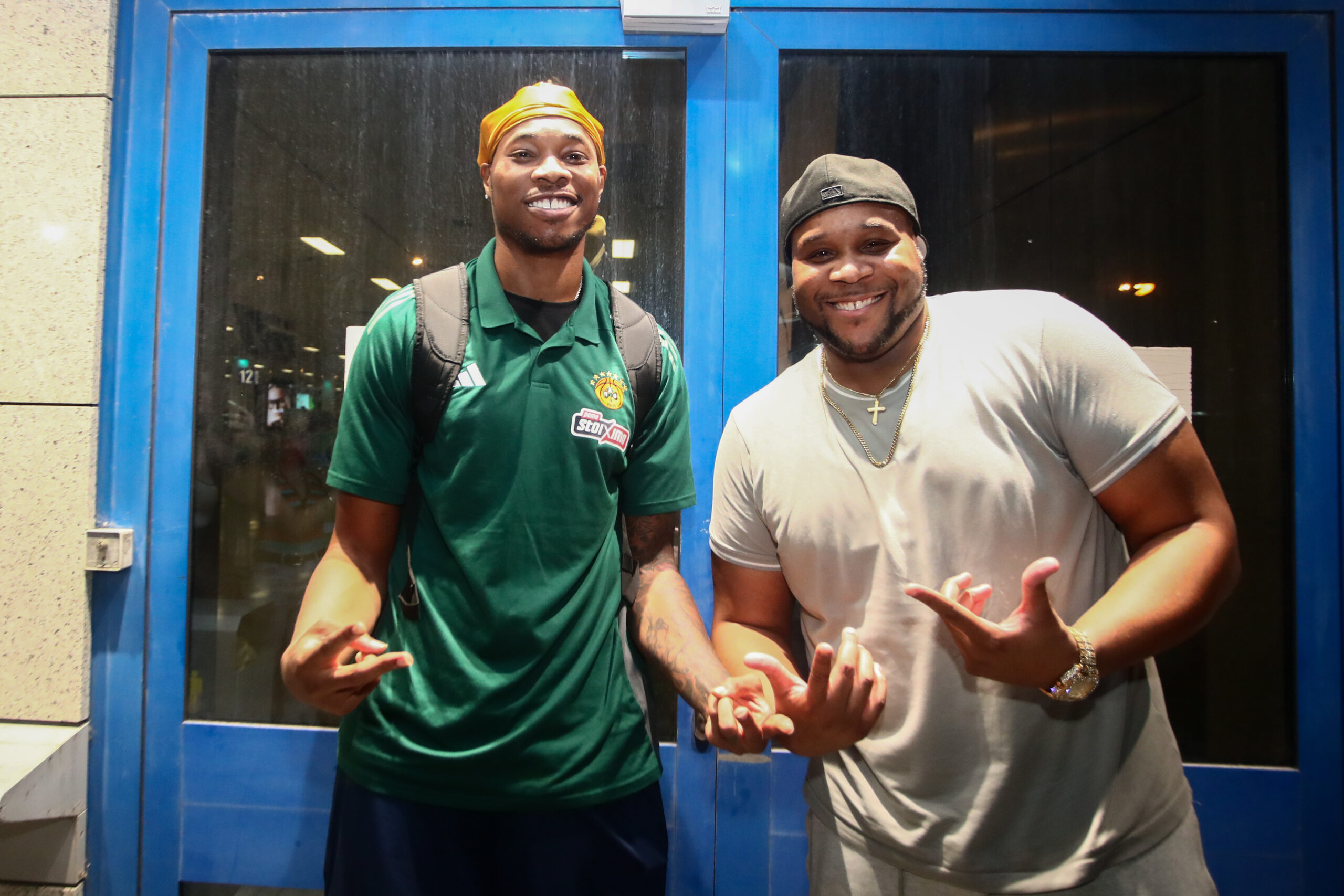 Παναθηναϊκός: Οι πρώτες εικόνες από την άφιξη του Χολμς (vid)