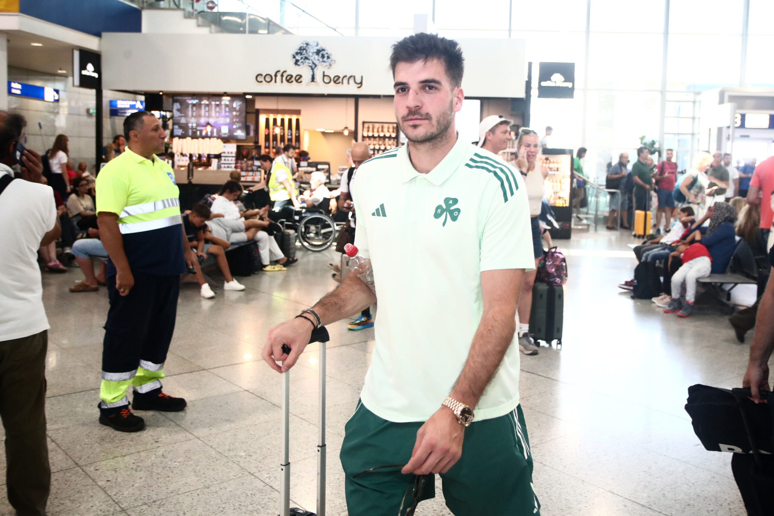 Φωτογραφίες: Αναχώρησε για... Σαχτάρ ο Παναθηναϊκός - Η αποστολή και η απουσία