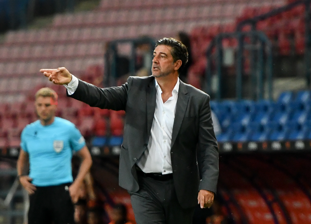 «Mάτια μου εγώ για σένα έχω...» στα αποδυτήρια με πρωταγωνιστή τον Βιτόρια!