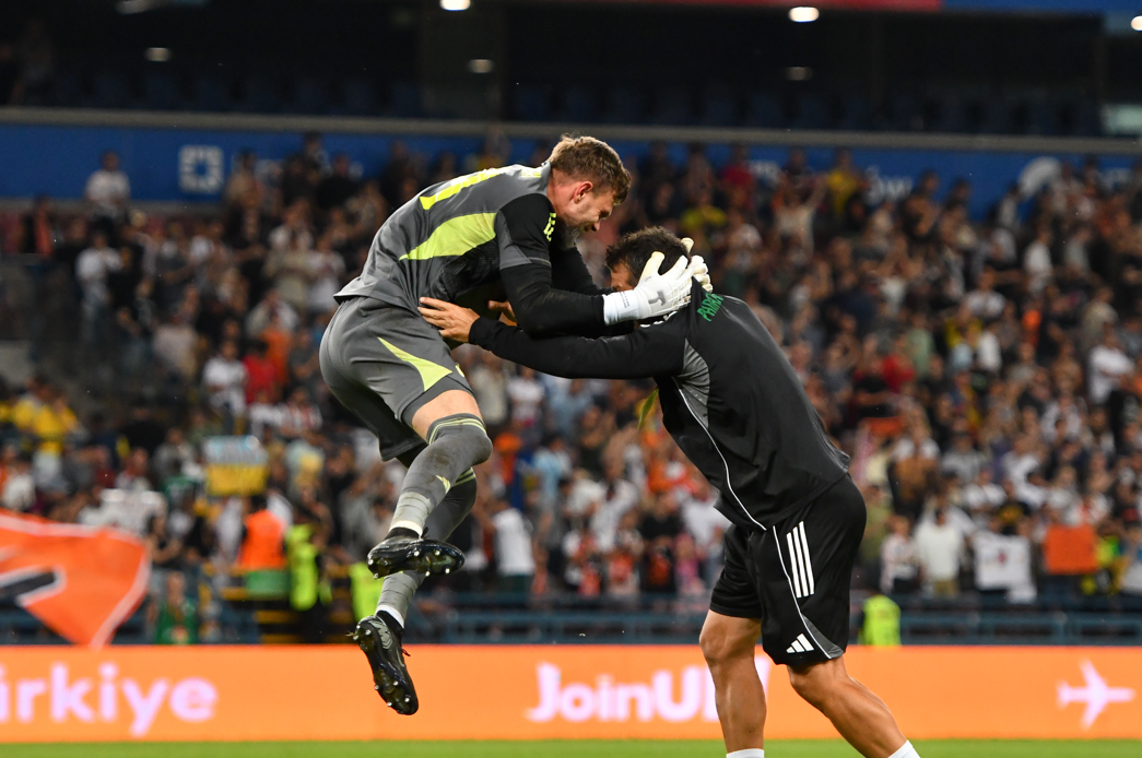 Παναθηναϊκός: Οι άνθρωποι πίσω από τον «ήρωα» Ντραγκόφσκι στα πέναλτι