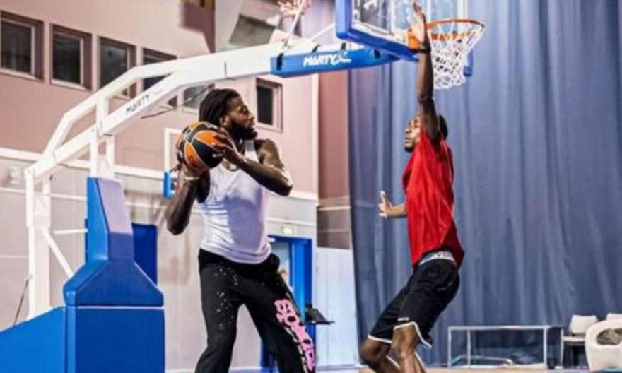 Ο Ματίας Λεσόρ προπονείται μαζί με τον Ντιλικινά