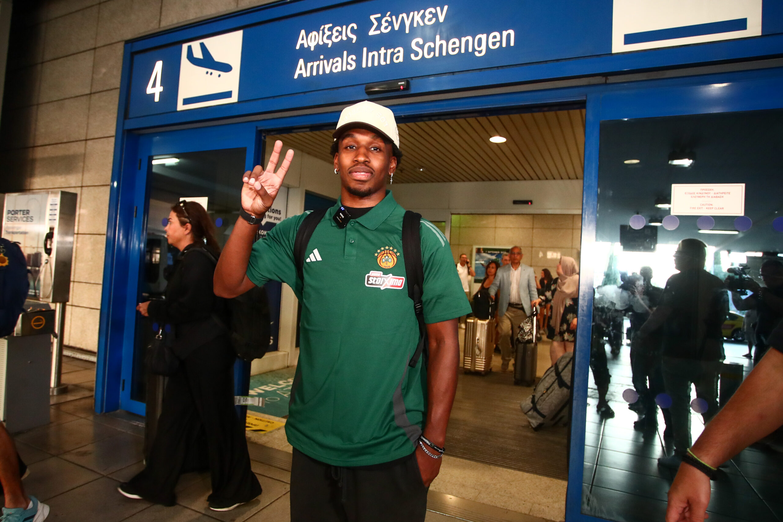 Παναθηναϊκός: Δείτε φωτογραφίες από την άφιξη του Σορτς στο «Ελευθέριος Βενιζέλος» (pics)