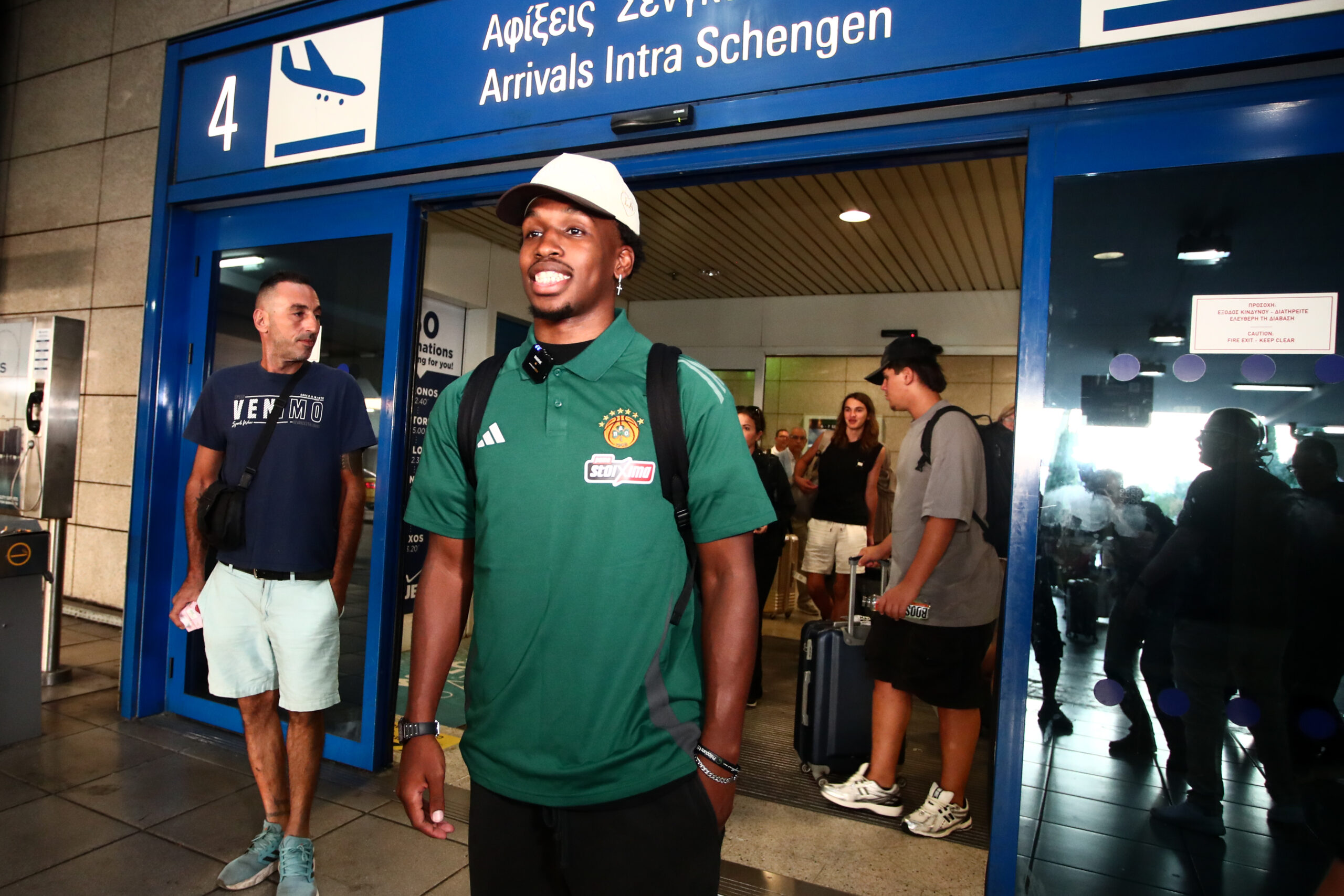 Παναθηναϊκός: Δείτε φωτογραφίες από την άφιξη του Σορτς στο «Ελευθέριος Βενιζέλος» (pics)