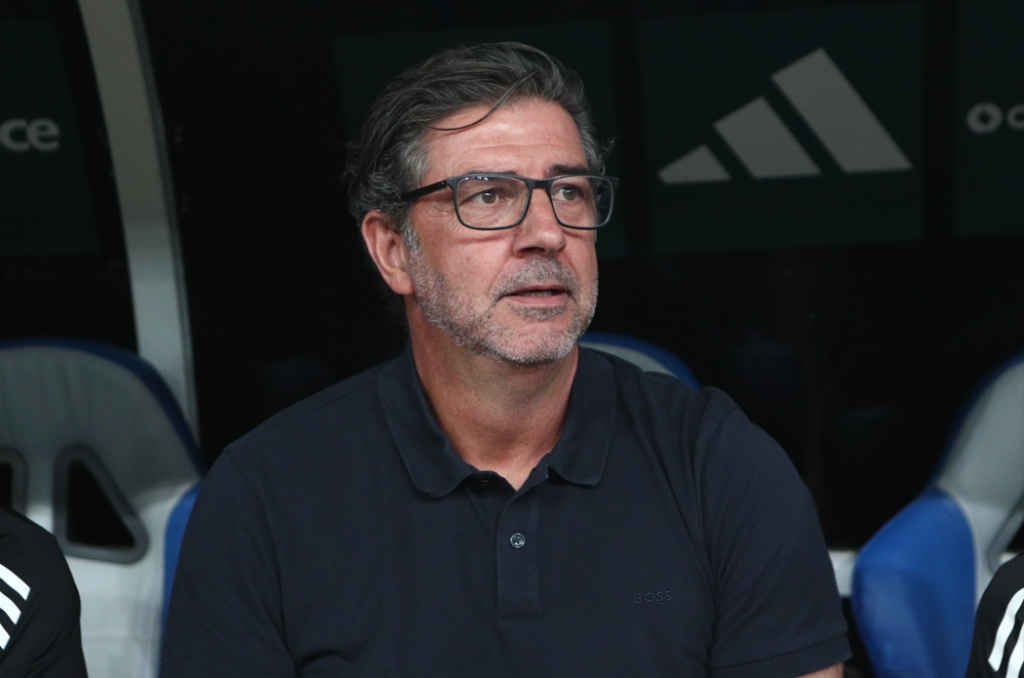 Βιτόρια στη συν. Τύπου: Δηλώσεις για Καλάμπρια, Μαξίμοβιτς και διαιτησία