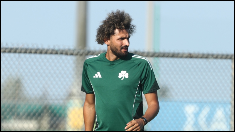 Τουμπά: «Όλοι πηγαίνουν με χαμόγελο στις προπονήσεις, θα παλέψουμε και στις τρεις διοργανώσεις»