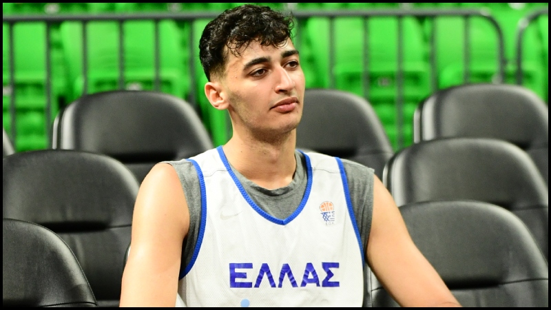 Παναθηναϊκός: Στο νοσοκομείο ο Σαμοντούροβ, τραυματίστηκε στο χέρι