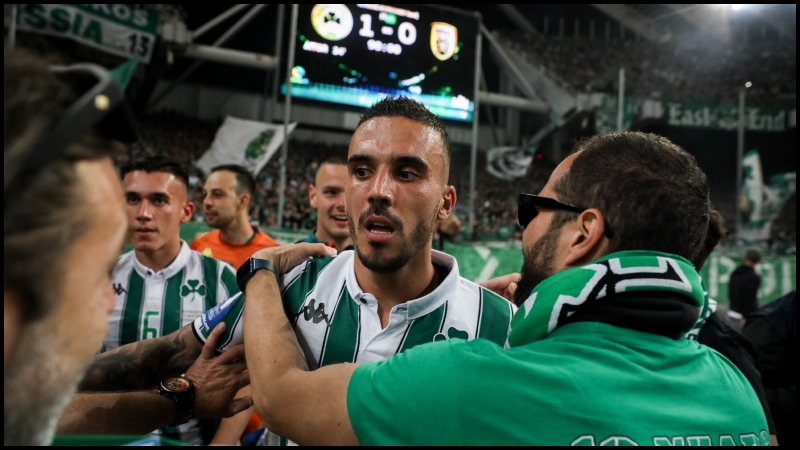 Ο Κουρμπέλης ζήτησε να φύγει από την Αλ Καλίτζ - Τα σενάρια για Παναθηναϊκό