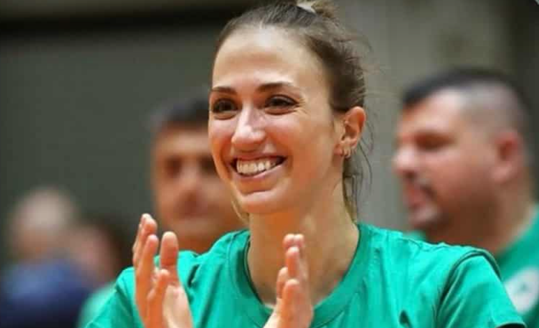 Πρέσβειρα του Παναθηναϊκού η Αθηνά Παπαφωτίου