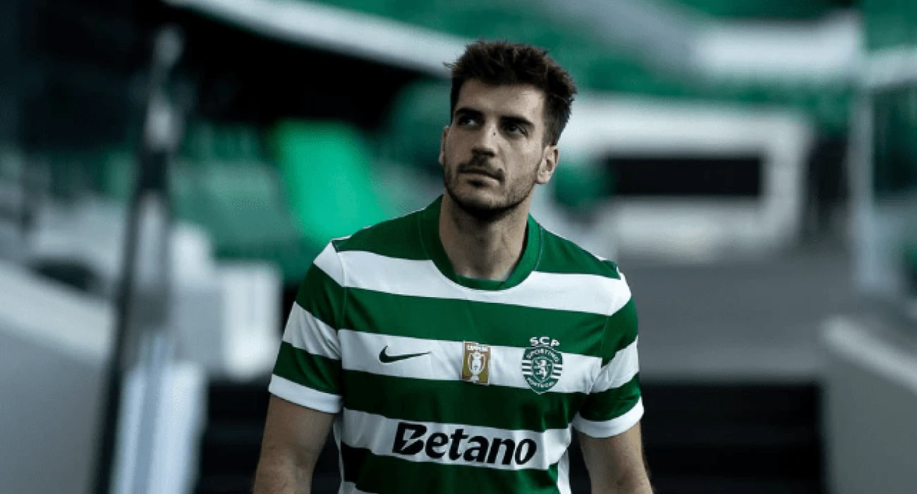 Φωτογραφίες: Οι πρώτες στιγμές του Φώτη Ιωαννίδη στο «Ζοσέ Αλβαλάντε»