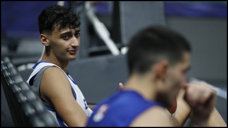 Ευρωμπάσκετ: Απρόοπτο με Σαμοντούροβ πριν το Ελλάδα - Ισπανία