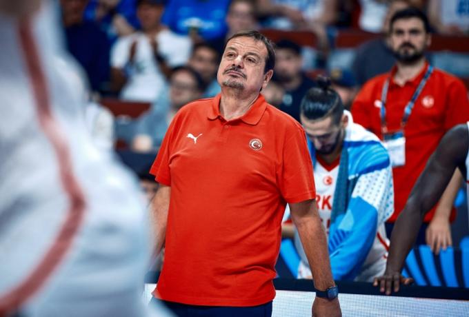 Έξαλλος ο Αταμάν: «Δεύτερη ανοησία απέναντί μας, απίστευτος παραλογισμός»